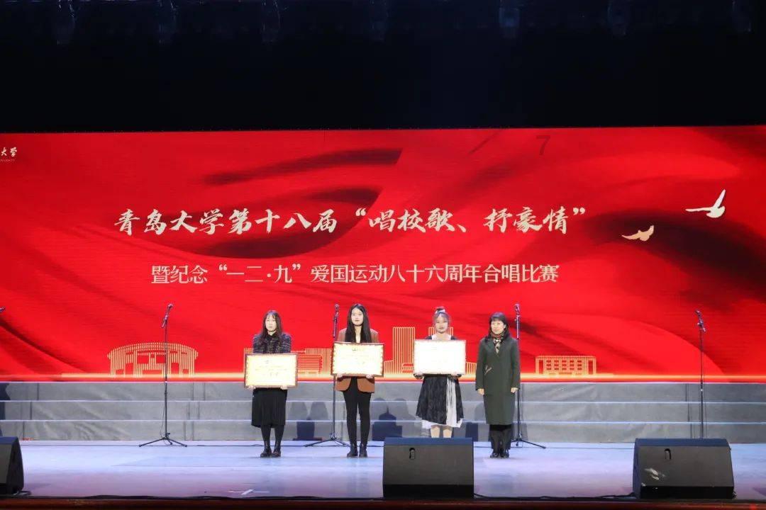 是否有叫守哲的书画家游戏画面